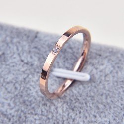 Martick Fashion Rose-Gold Stinless Steel Thin Ring With Shining Crystal Rings Bague For Women Jewelry Never Fade R16