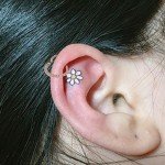 OUFER Body Piercing Jewelry Heart Sharped Right Closure Daith Cartilage Tragus Helix Earrings 16 Gauge